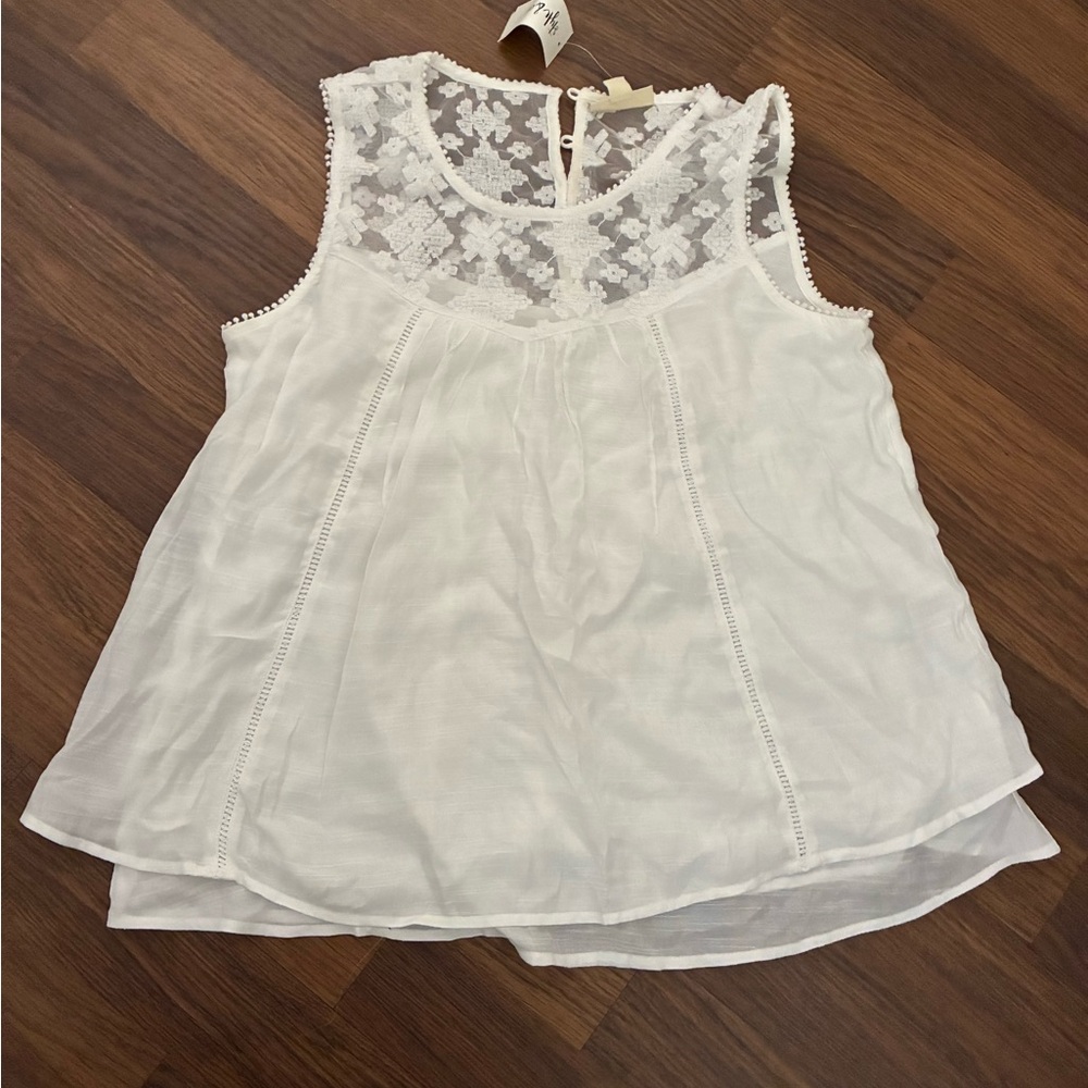 Style & Co. White Sleeveless Lace Blouse
